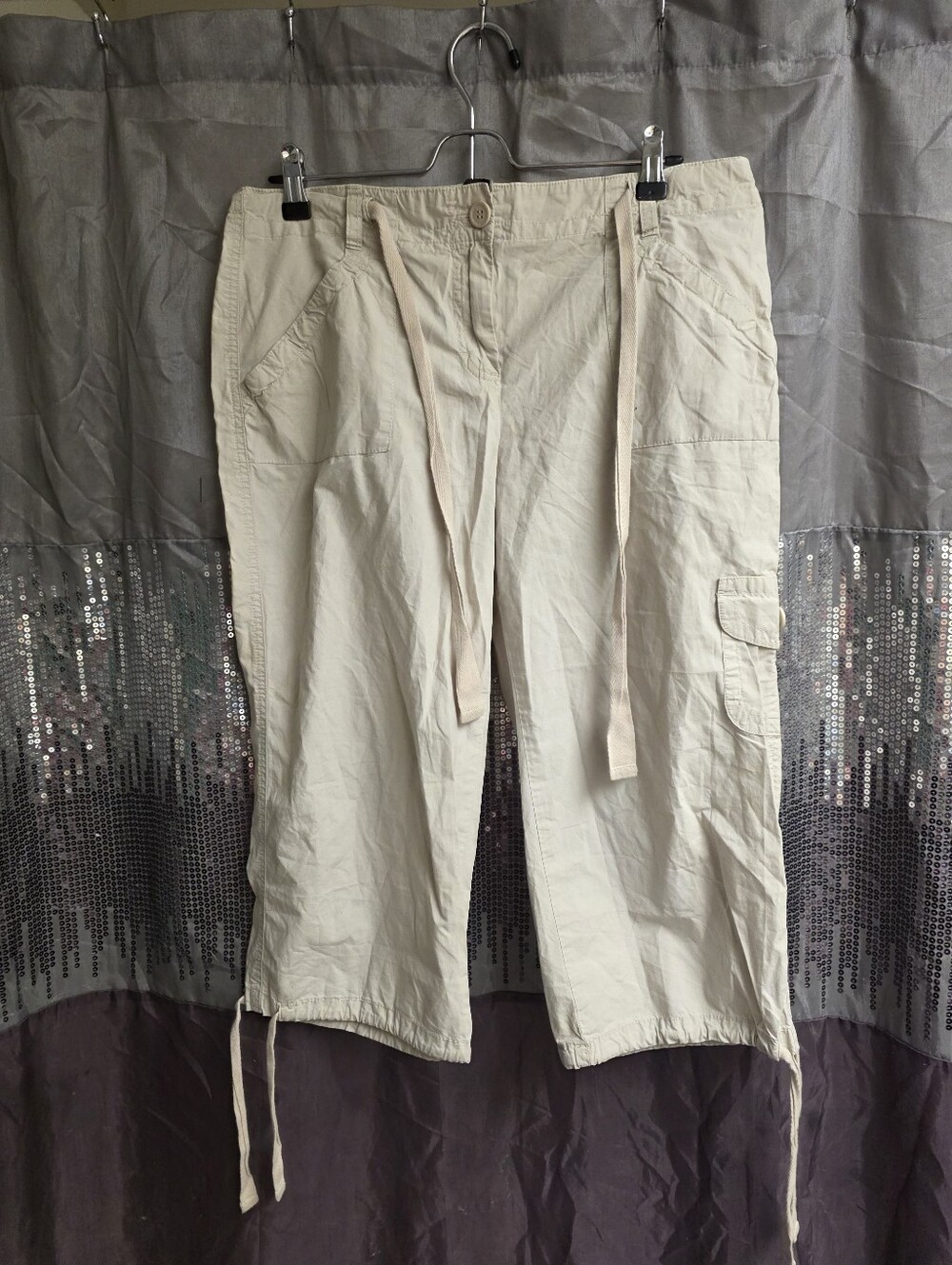 Light Beige Cargo Drawstring Capris By NEW YORK & CO
